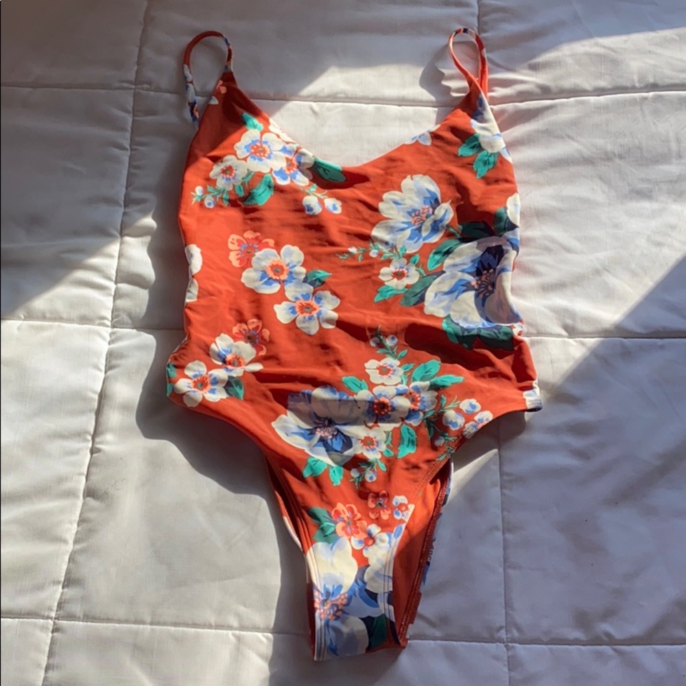 One piece bathing suit